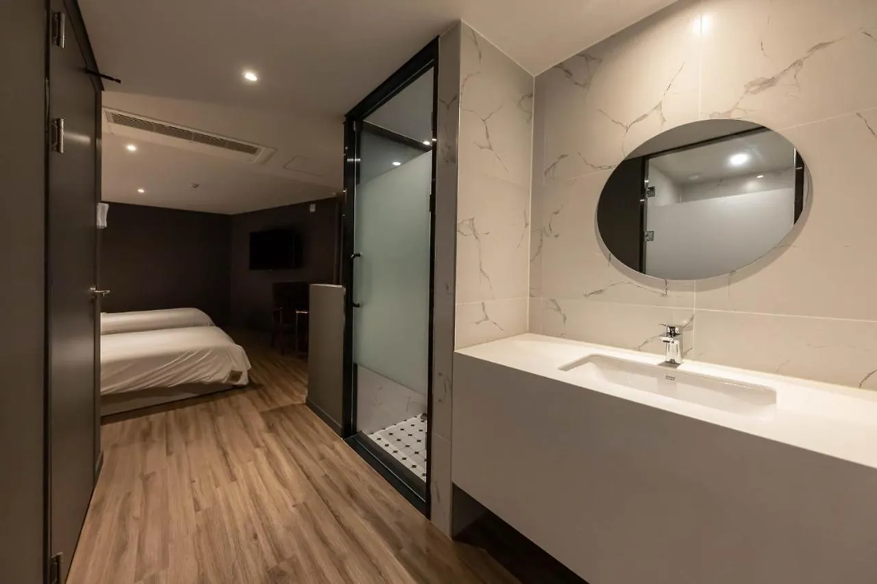Brown Dot Hotel Hadan Busan
