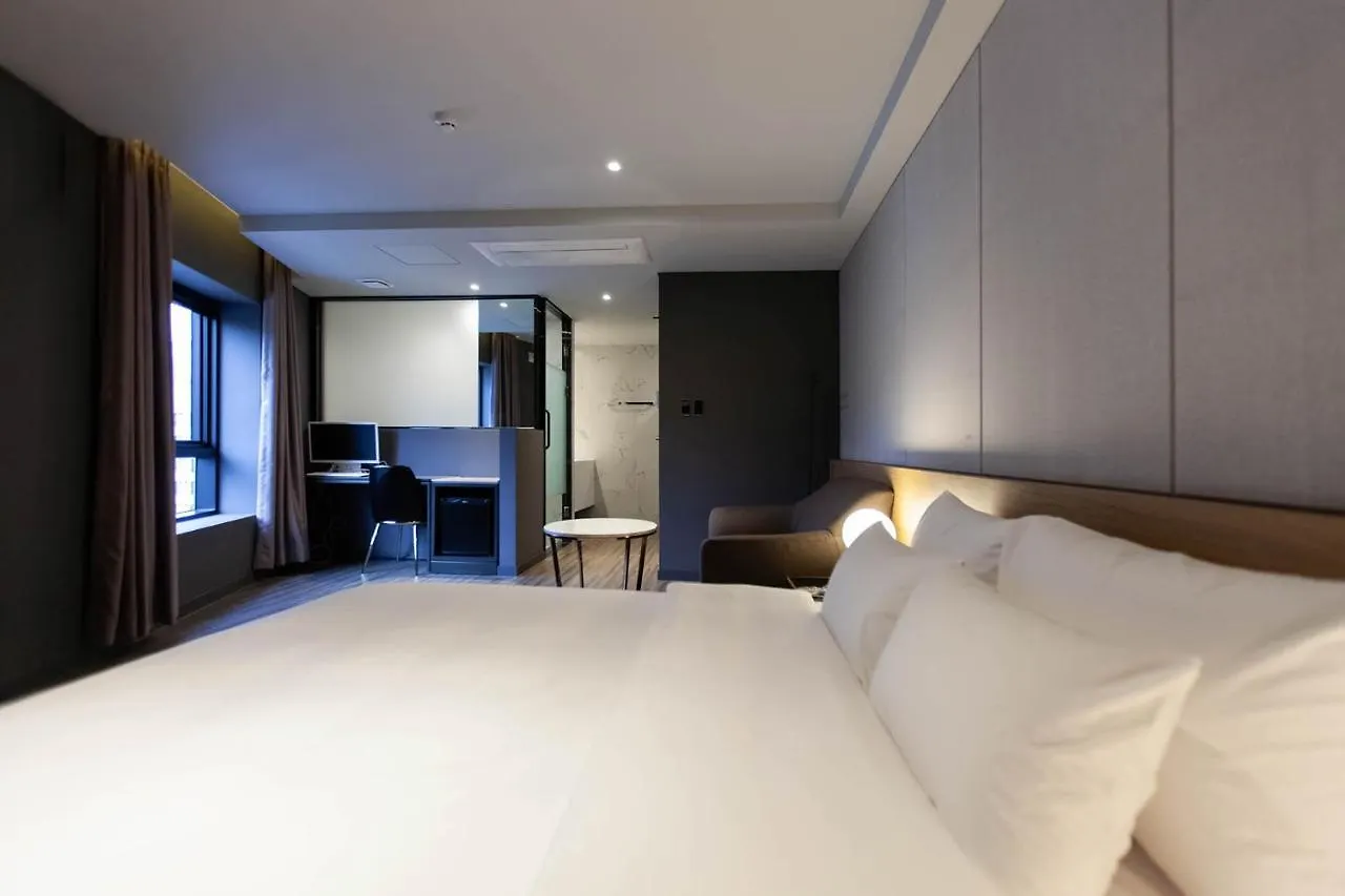 Brown Dot Hotel Hadan Busan