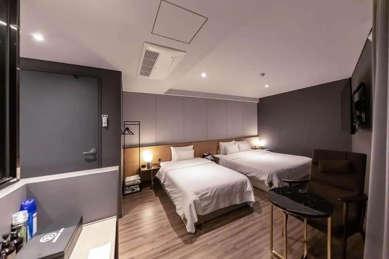 Brown Dot Hotel Hadan Busan