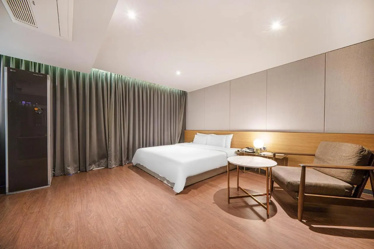 Brown Dot Hotel Hadan Busan