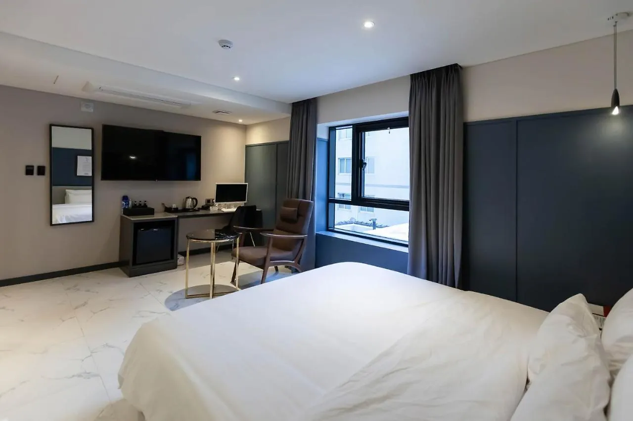 Brown Dot Hotel Hadan Busan 0*,  South Korea